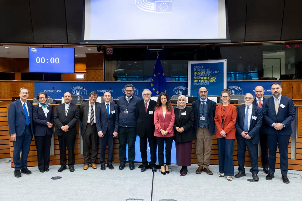 Mrs. Esma Uçan next to Vice President of the European Parliament Antonella Sberna